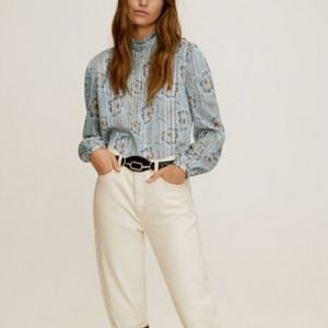 NWOT Mango pleated blouse